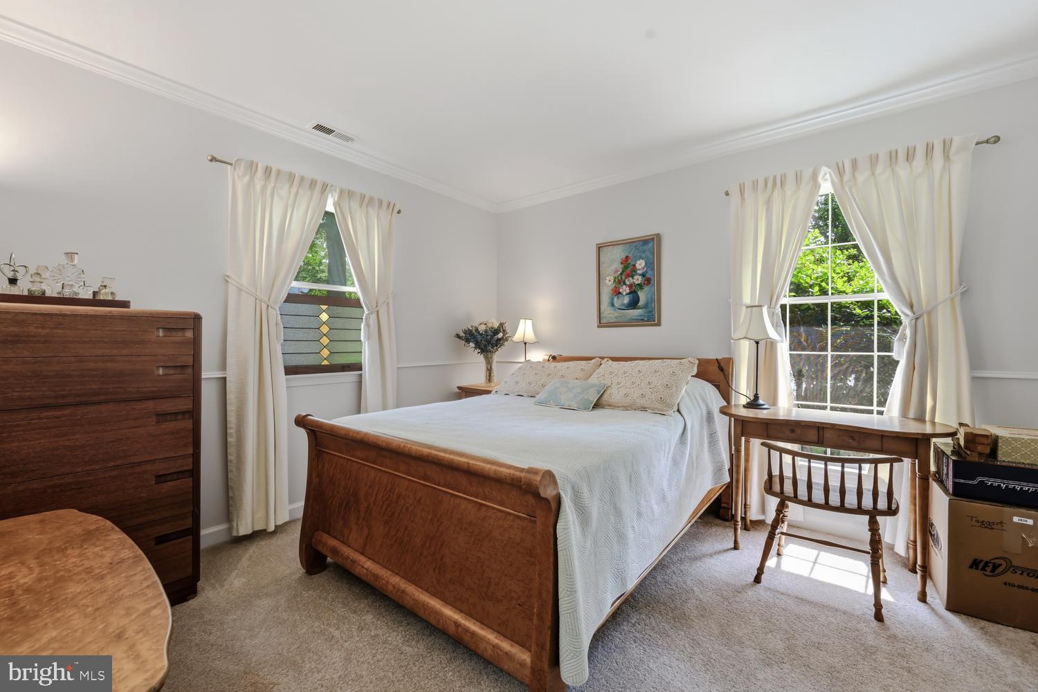 SOUTH BEECHWOOD - Residential