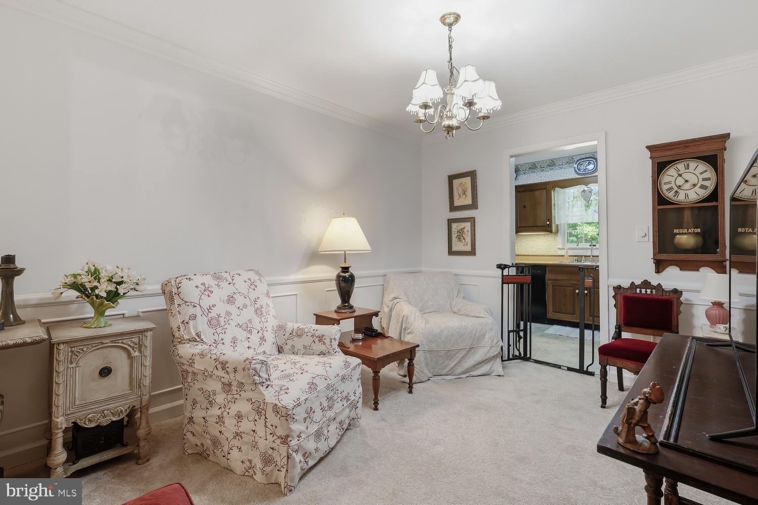 SOUTH BEECHWOOD - Residential