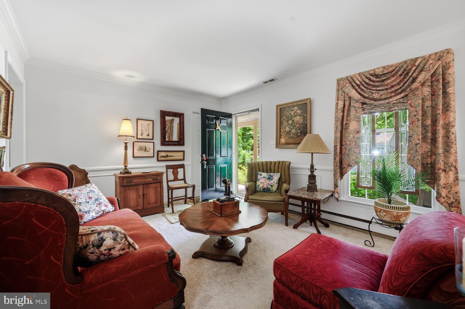 SOUTH BEECHWOOD - Residential