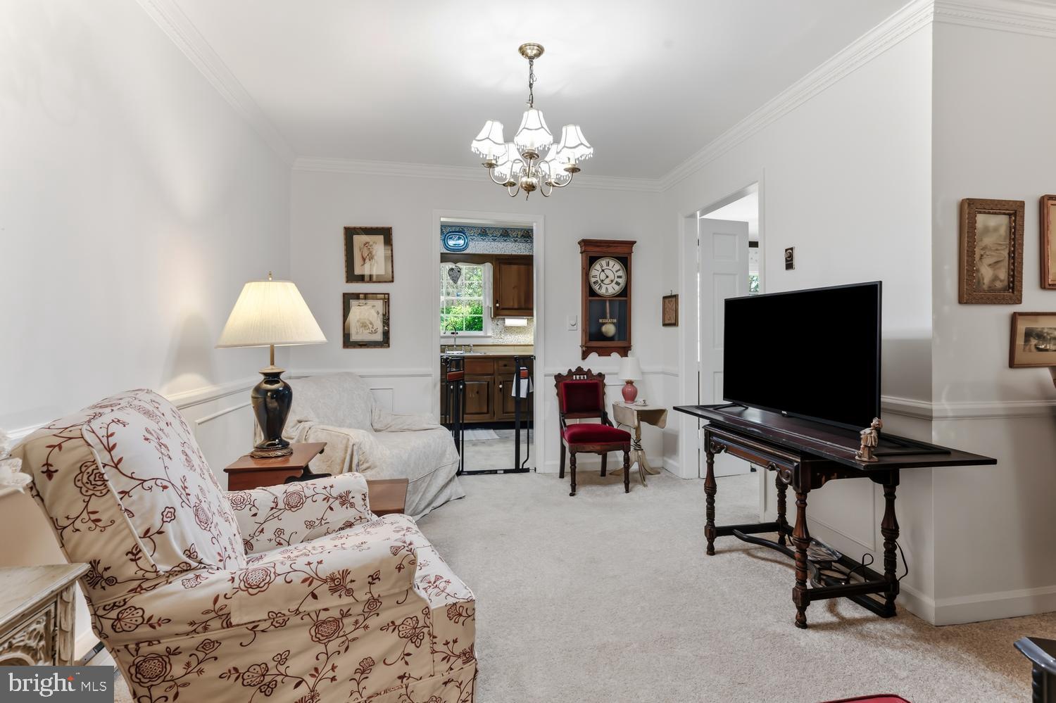 SOUTH BEECHWOOD - Residential
