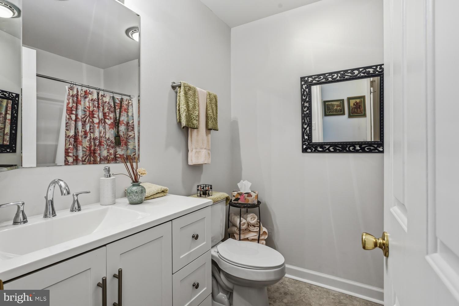 SOUTH BEECHWOOD - Residential