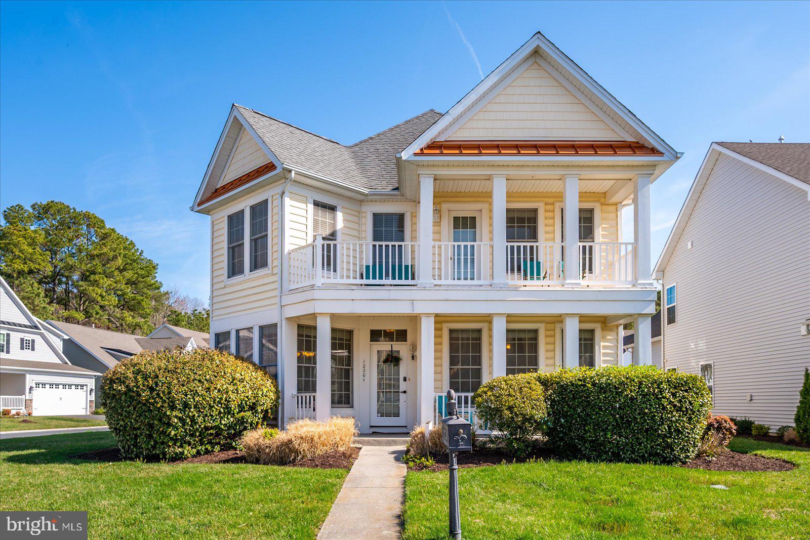 BAYSIDE - Residential