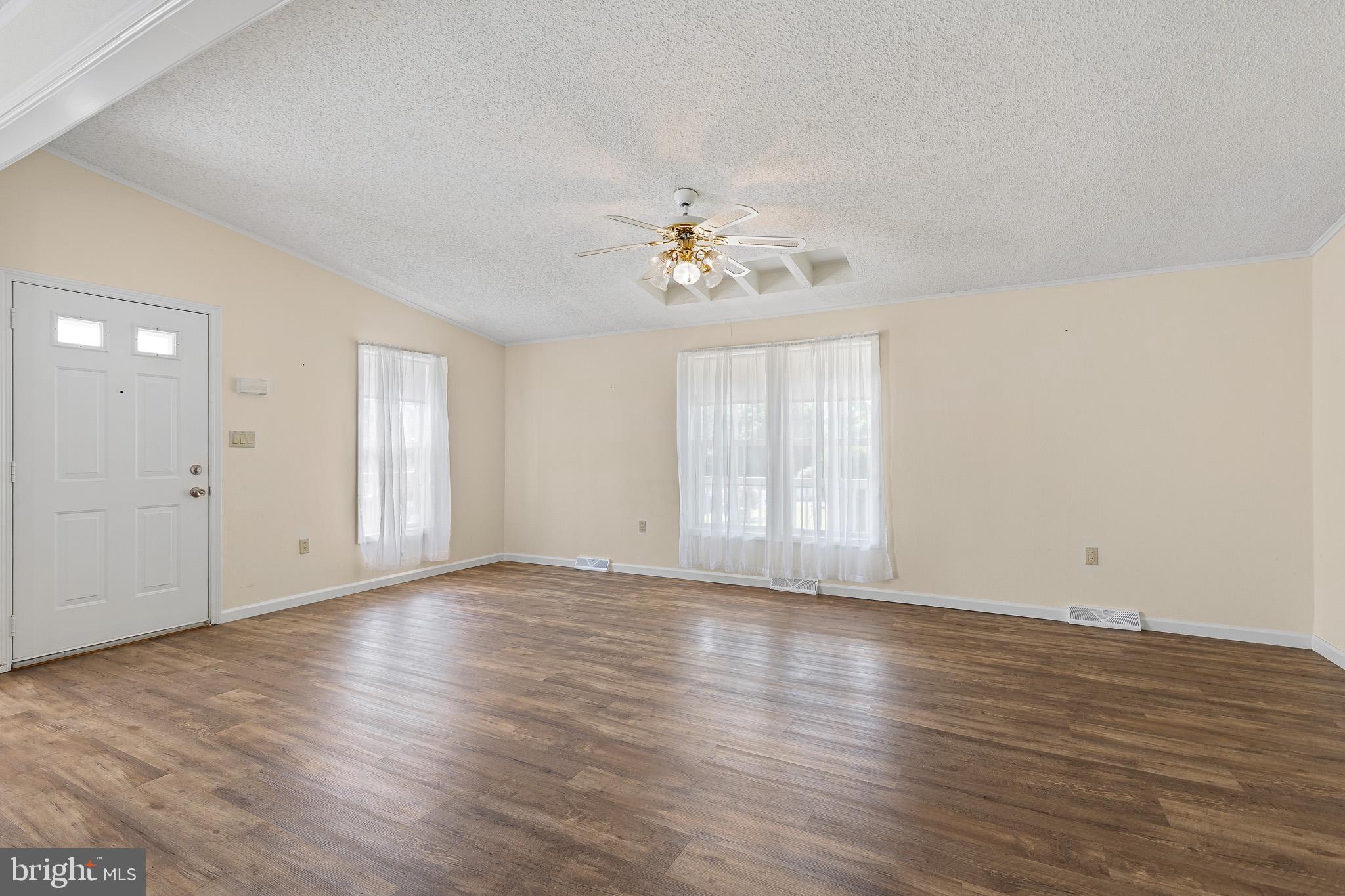 MURRAY MANOR II - Residential