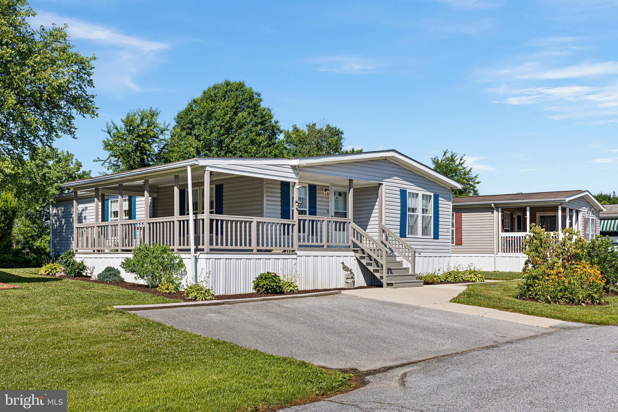 MURRAY MANOR II - Residential
