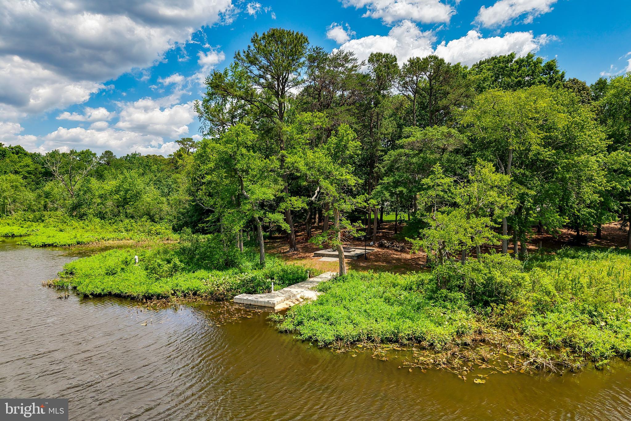 BLUE HERON ESTATES - Residential