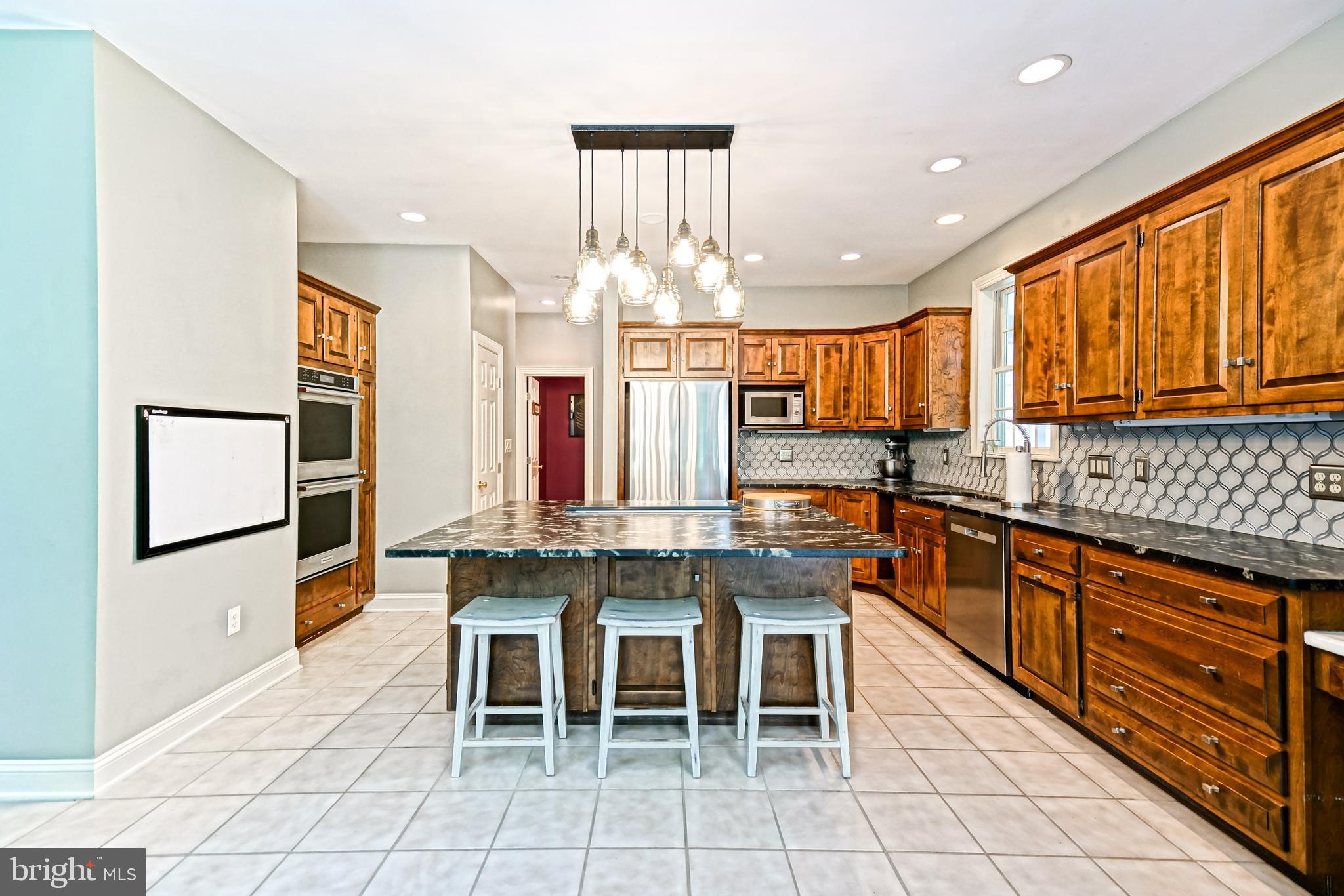 BLUE HERON ESTATES - Residential