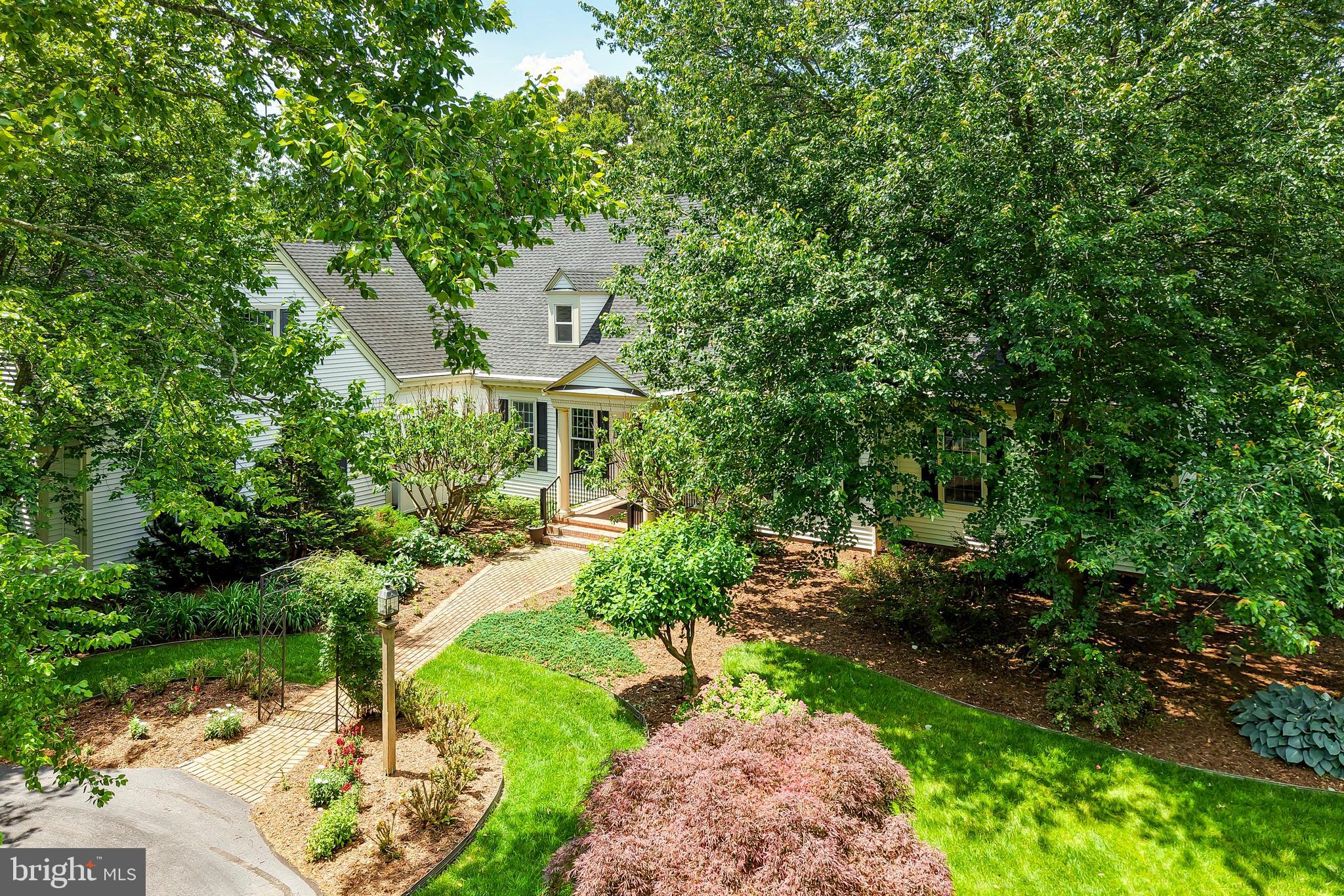 BLUE HERON ESTATES - Residential
