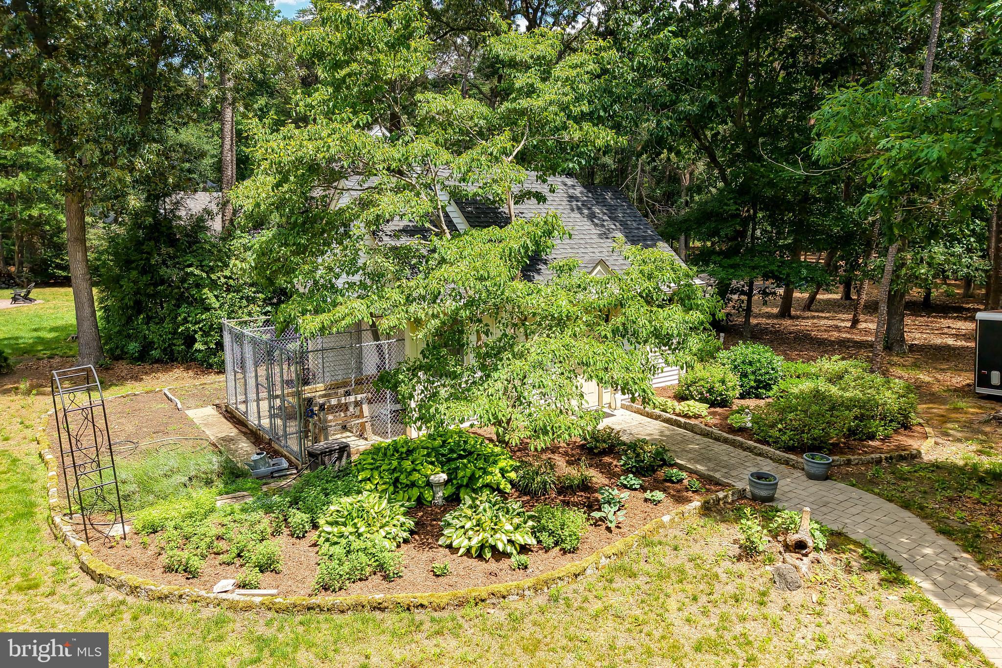 BLUE HERON ESTATES - Residential