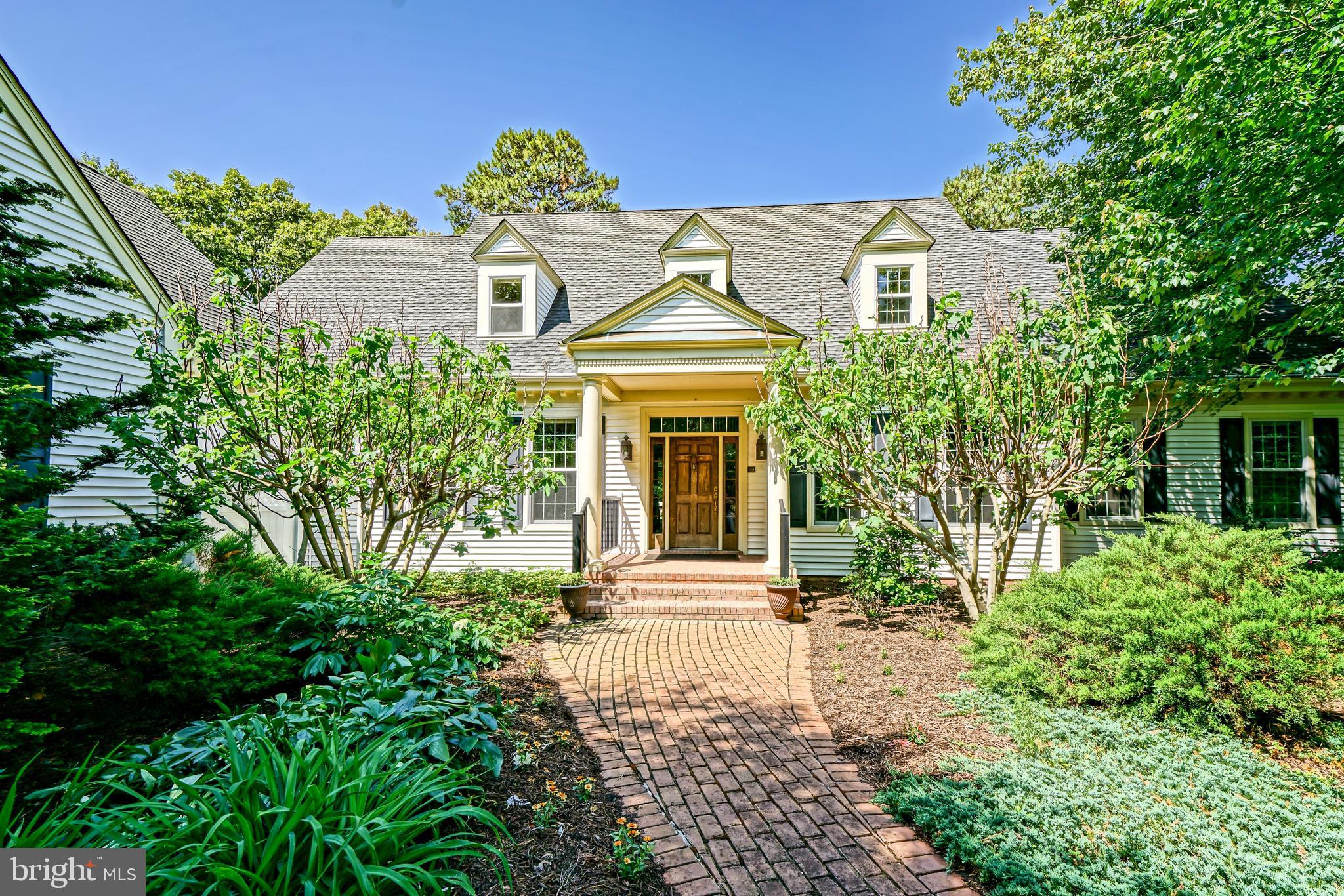 BLUE HERON ESTATES - Residential