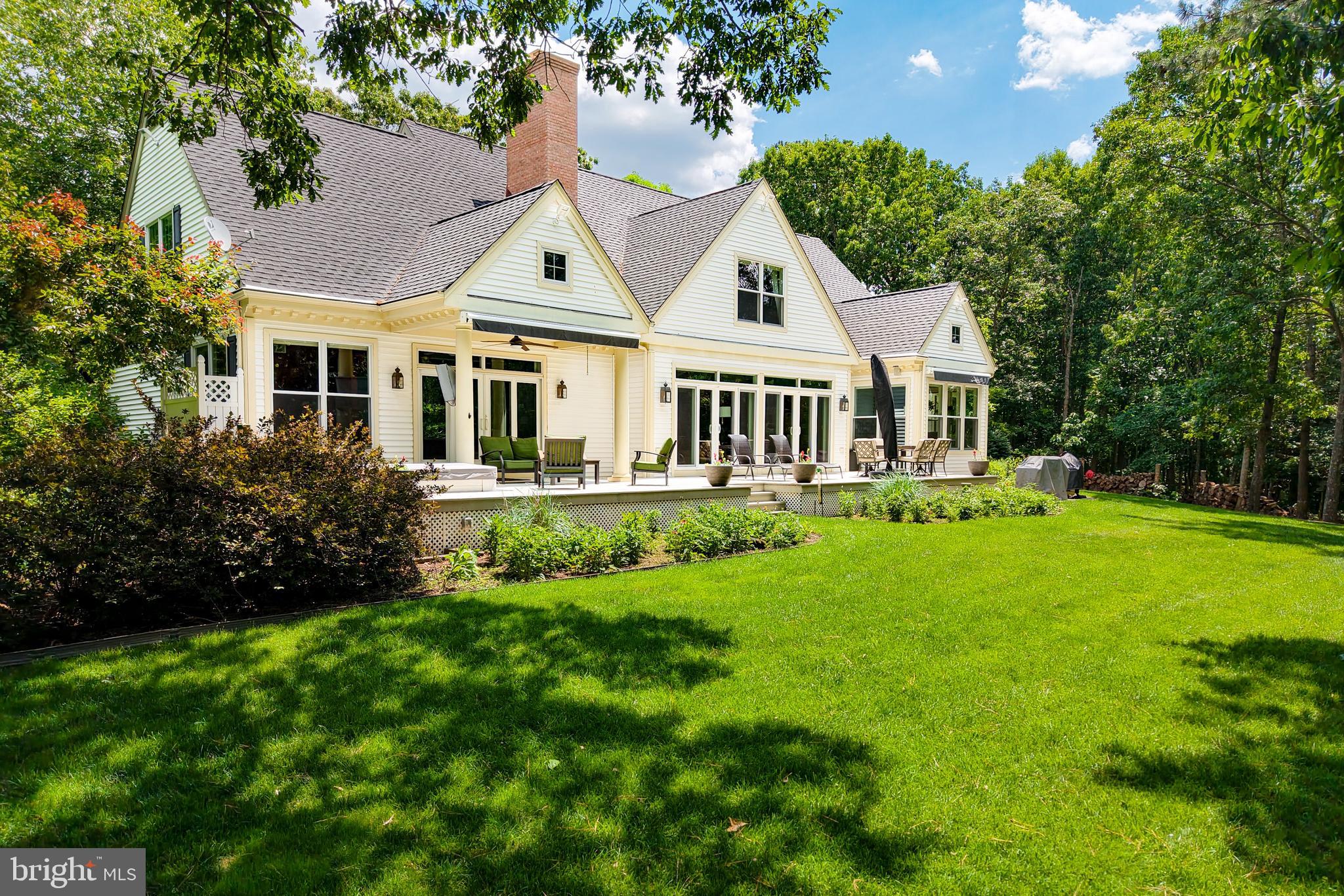 BLUE HERON ESTATES - Residential