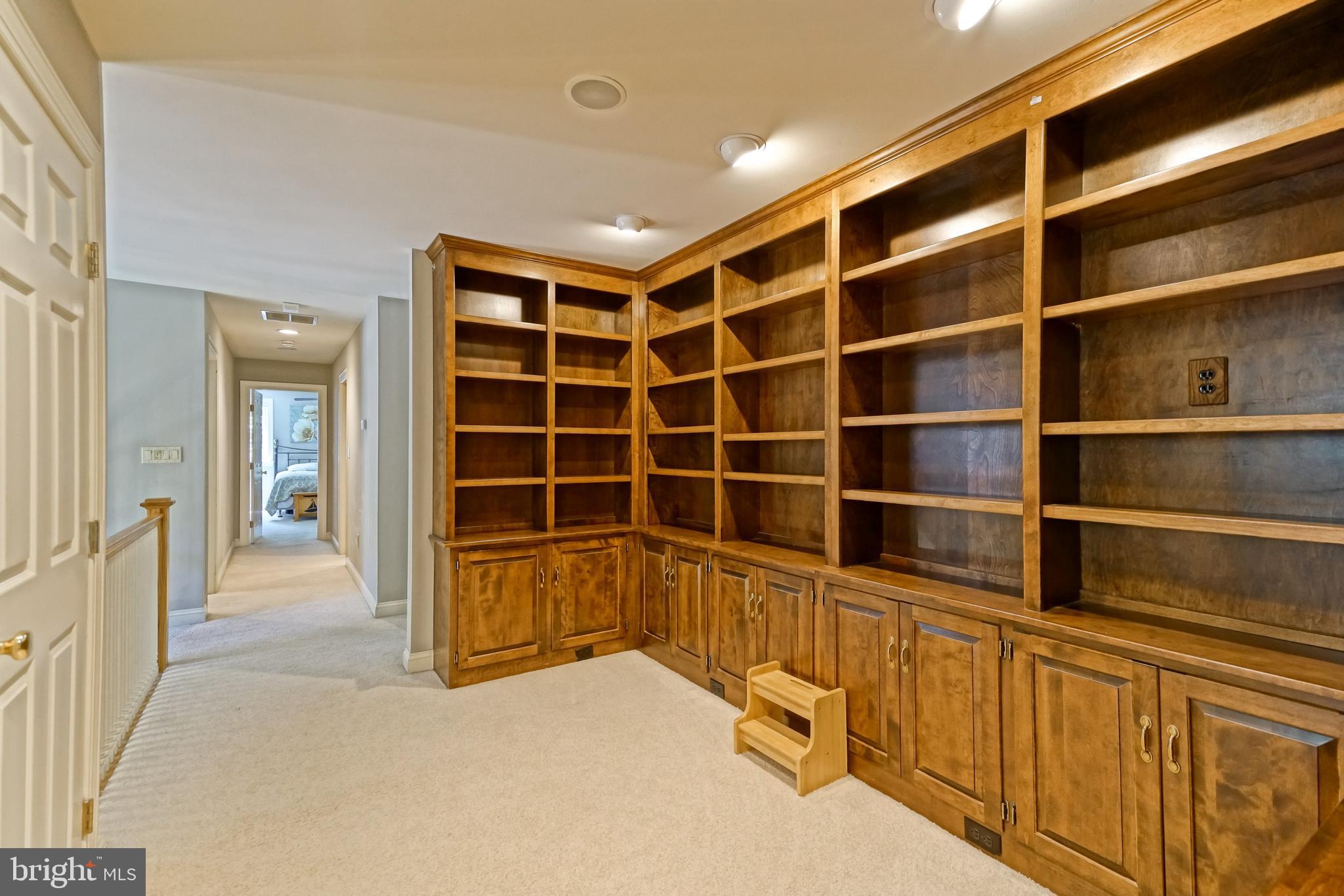 BLUE HERON ESTATES - Residential