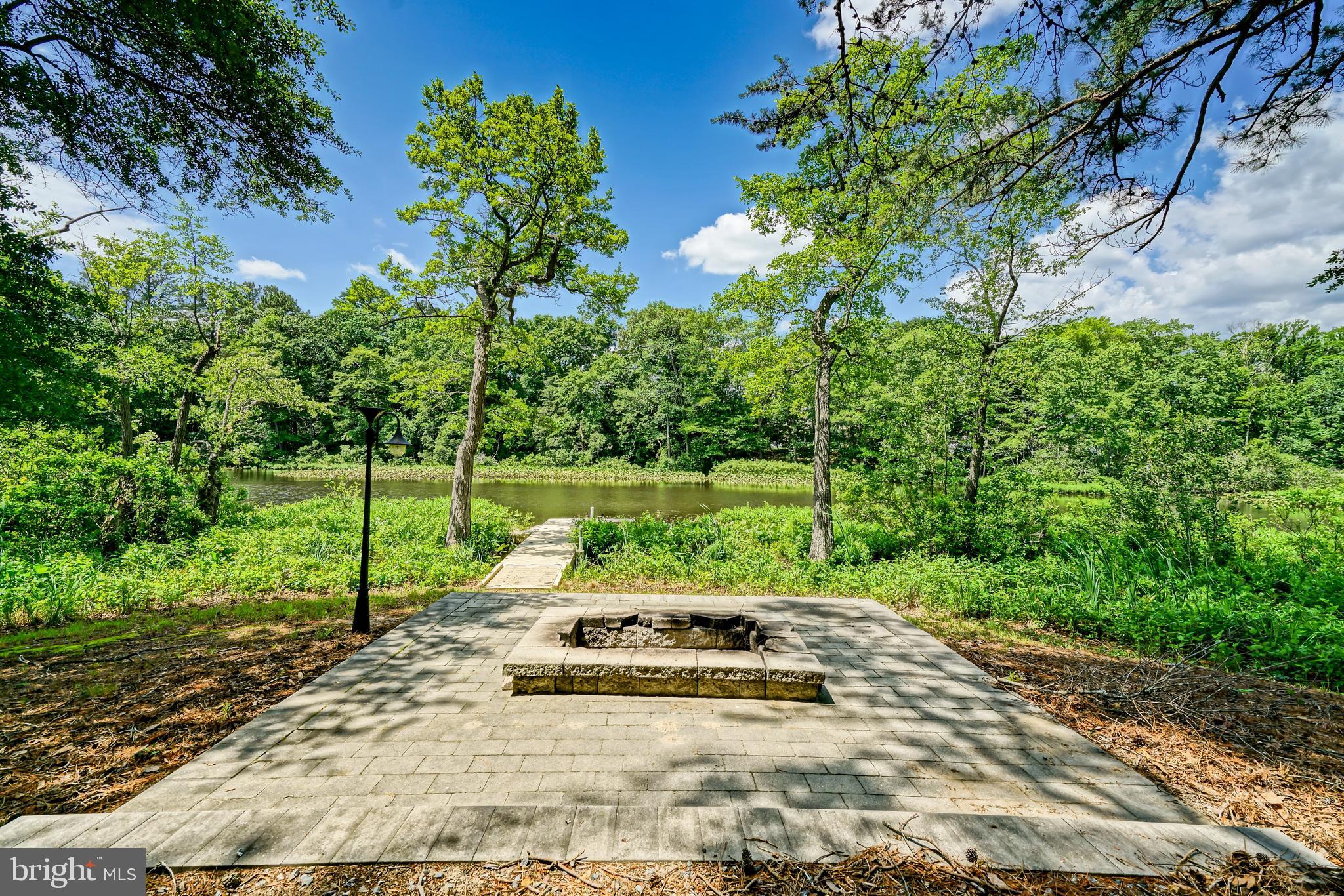 BLUE HERON ESTATES - Residential