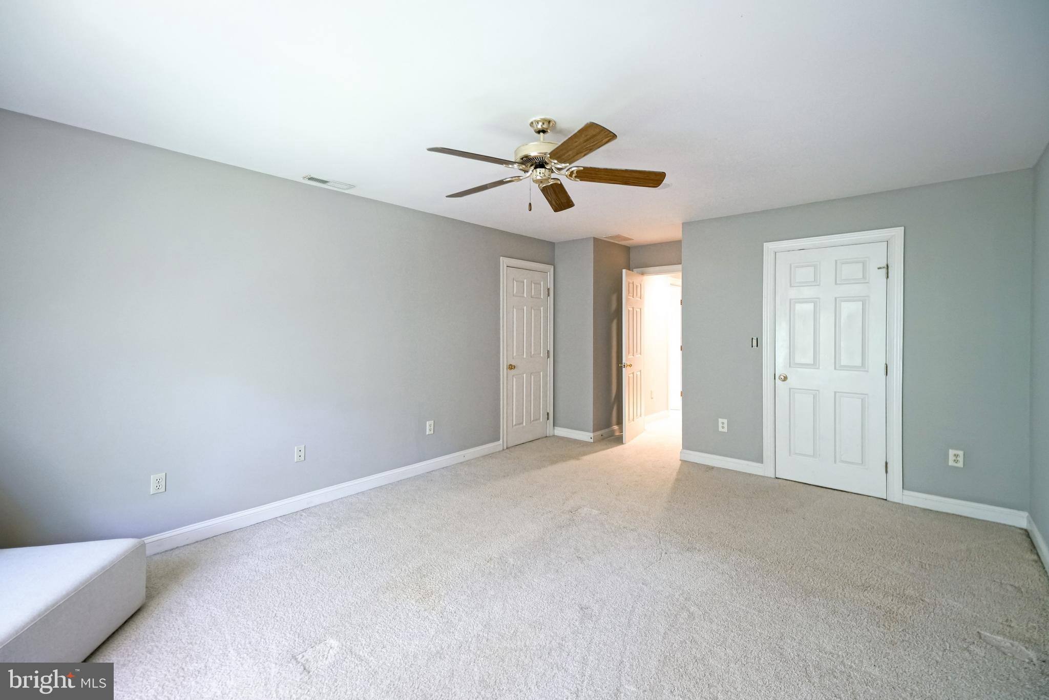 BLUE HERON ESTATES - Residential
