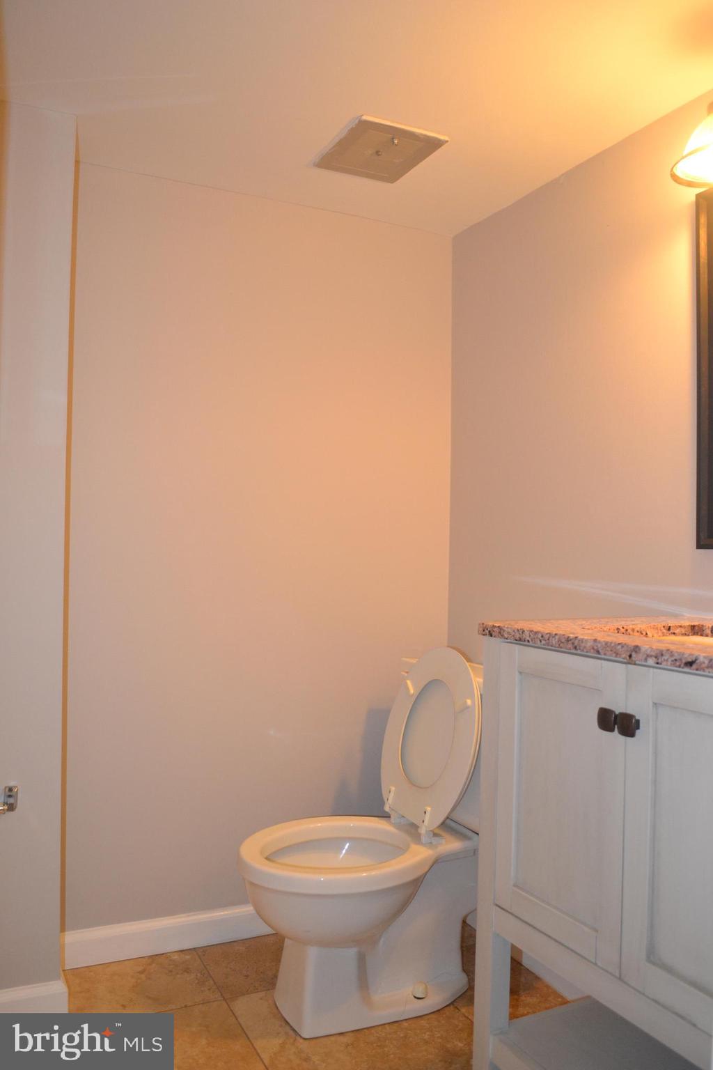 ROCKSHIRE TOWNHOMES - Residential