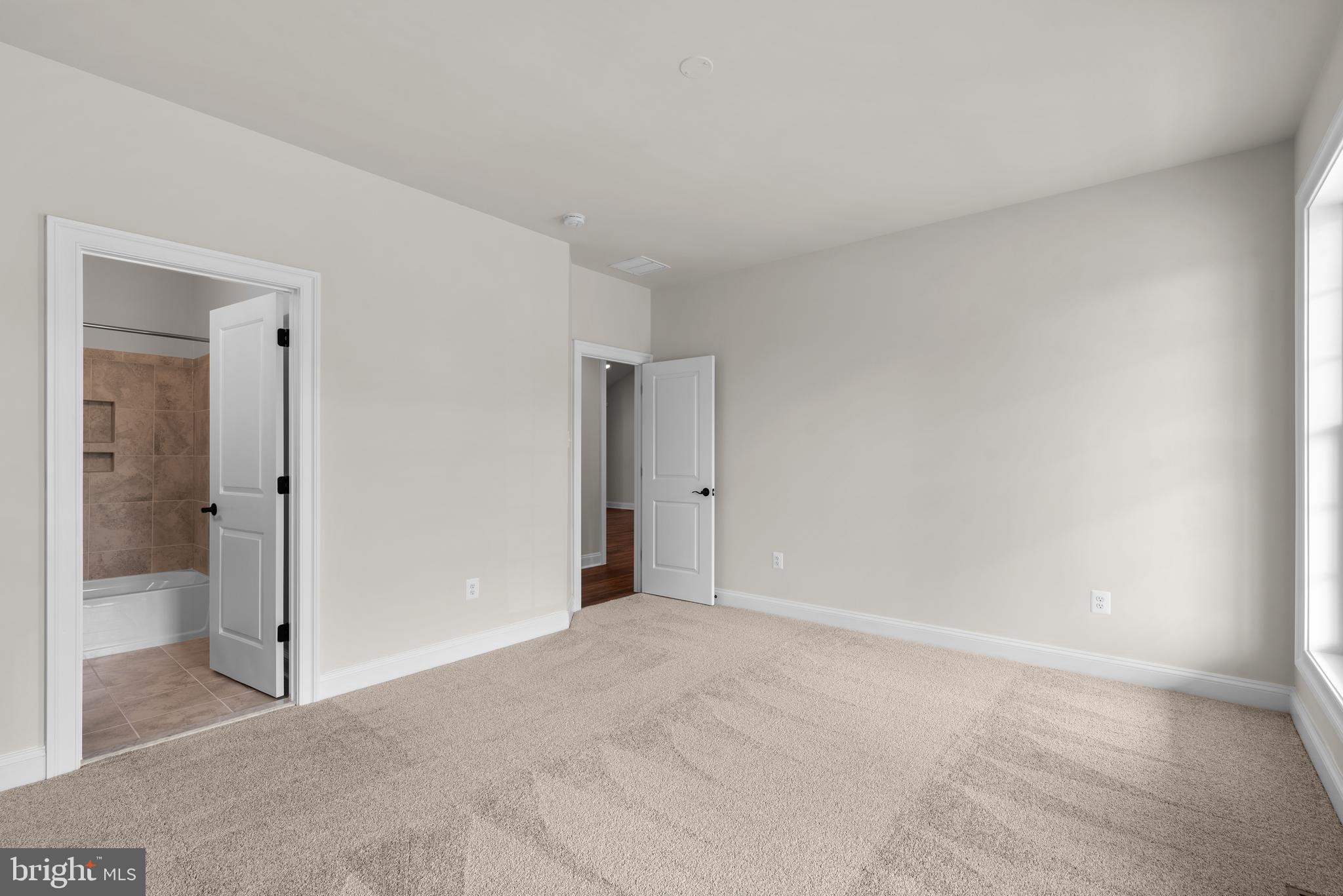 LANDENS RIDGE - Residential