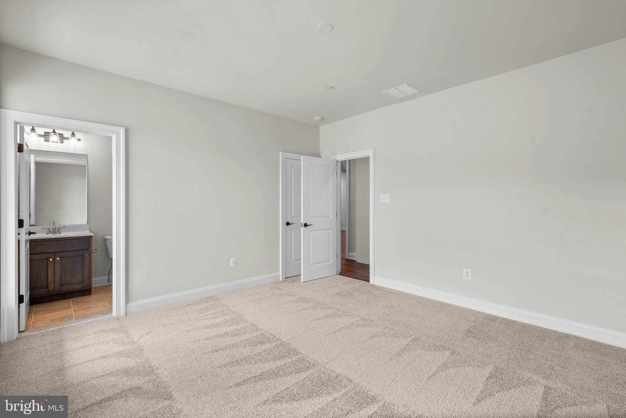 LANDENS RIDGE - Residential