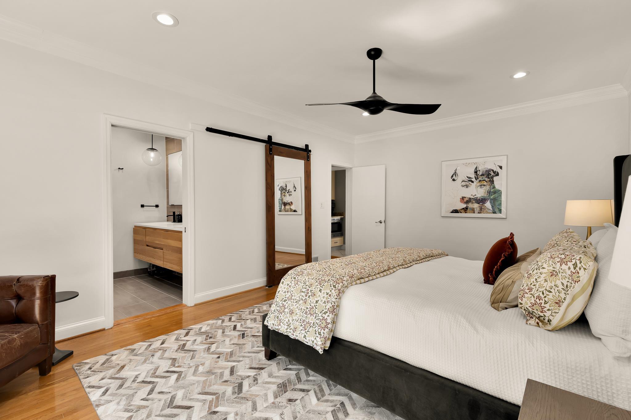 CRESTWOOD - Residential