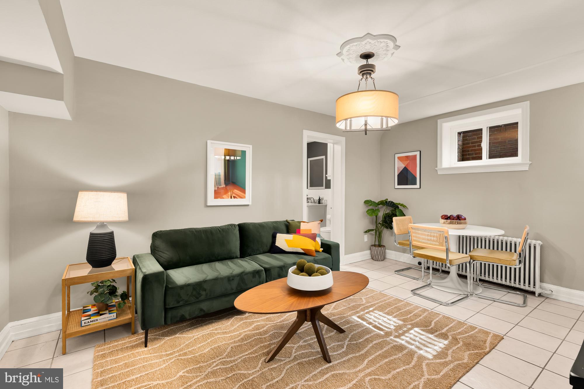 CRESTWOOD - Residential