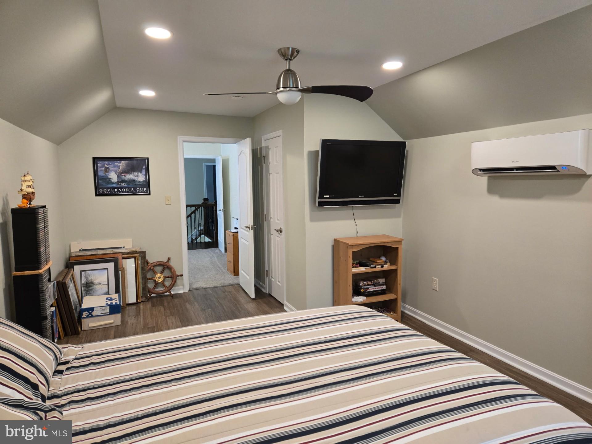 PERSIMMON HILLS - Residential