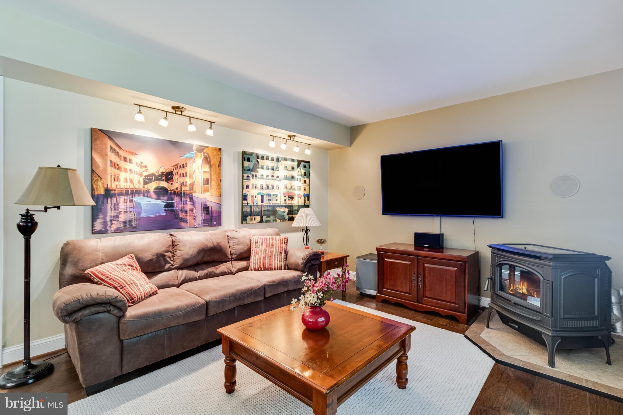 PERSIMMON HILLS - Residential