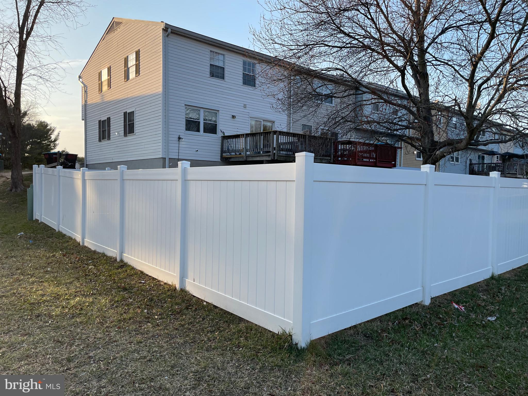 HARFORD SQUARE - Residential