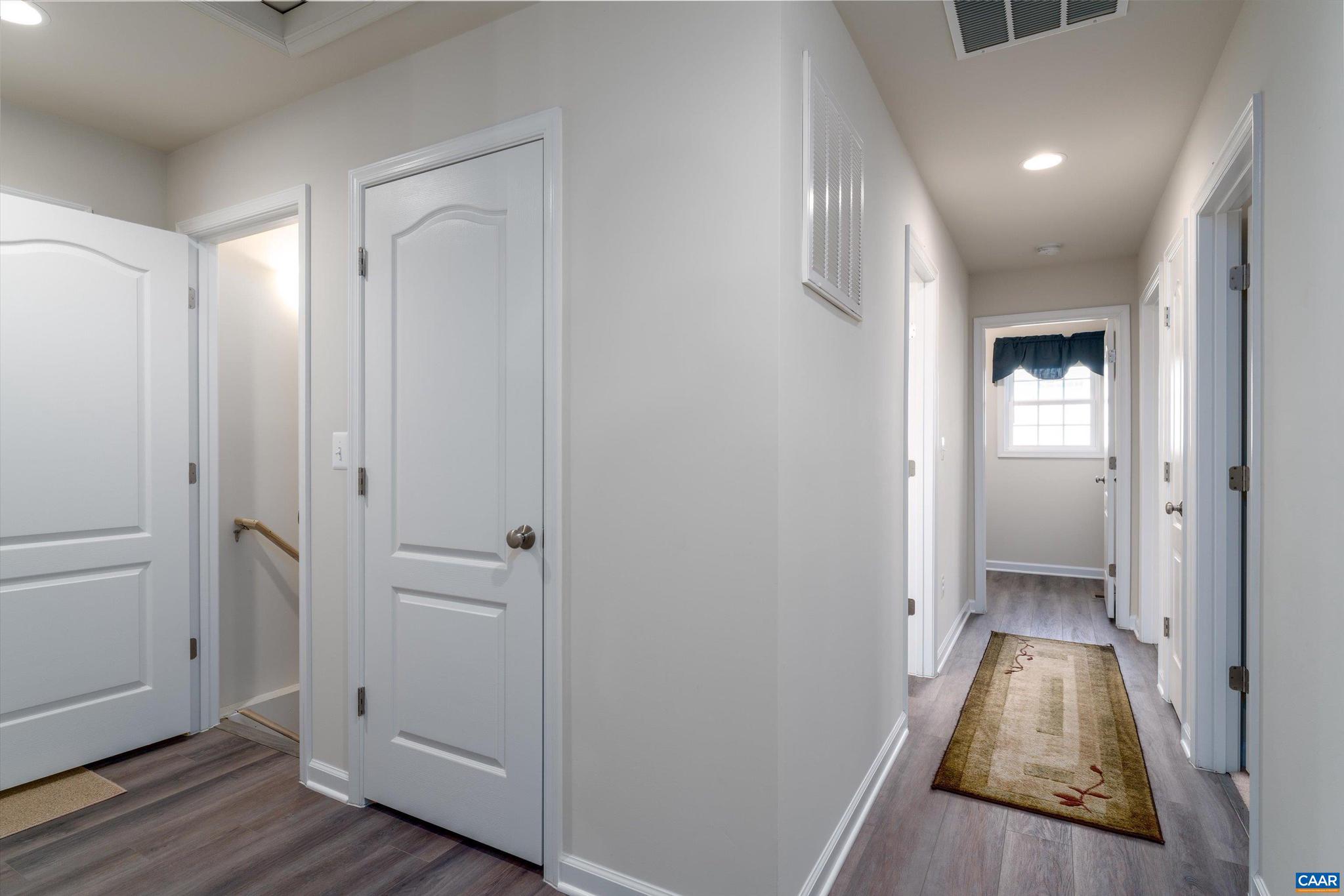 SHENANDOAH CROSSING - Residential