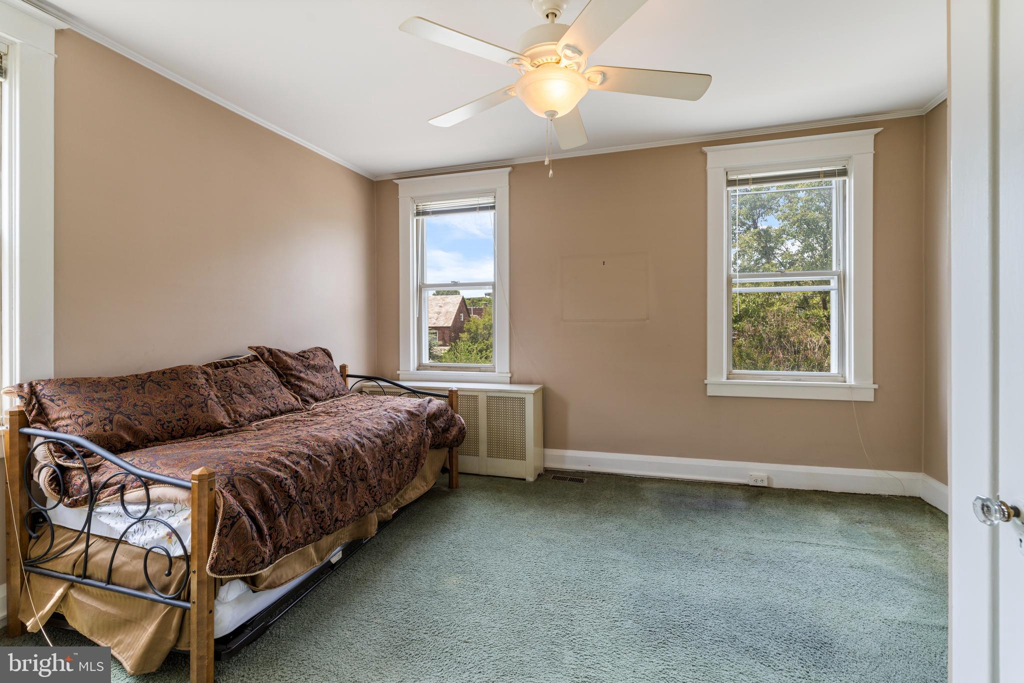 WYMAN PARK HAMPDEN - Residential