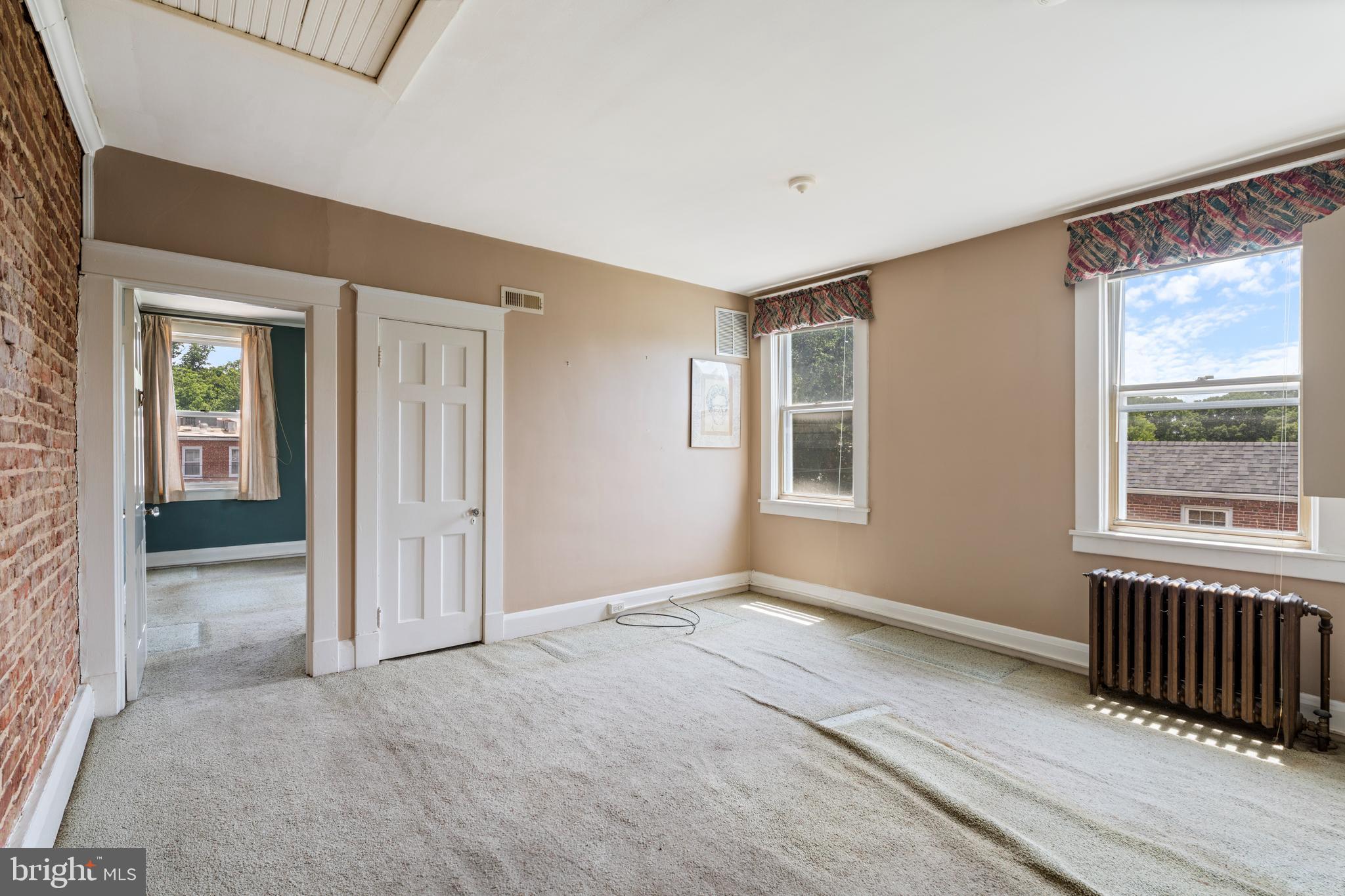 WYMAN PARK HAMPDEN - Residential