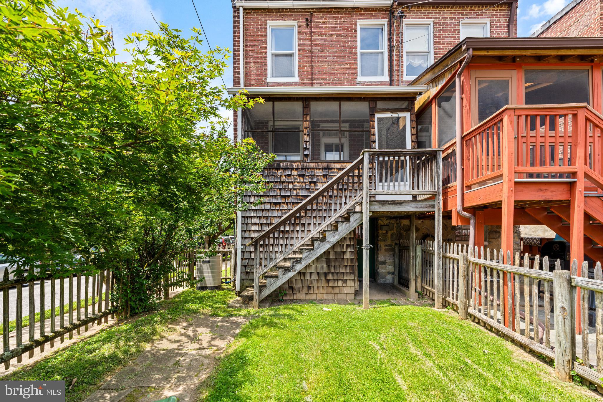 WYMAN PARK HAMPDEN - Residential