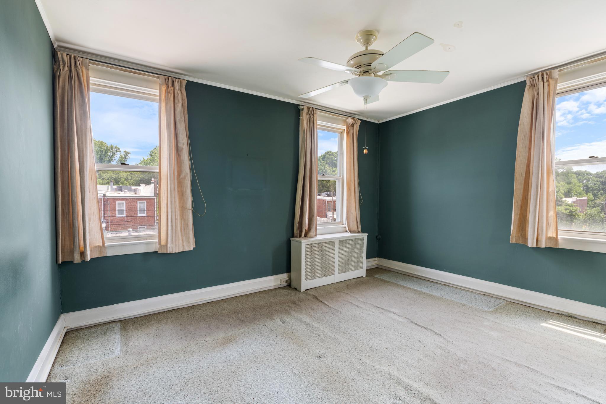 WYMAN PARK HAMPDEN - Residential