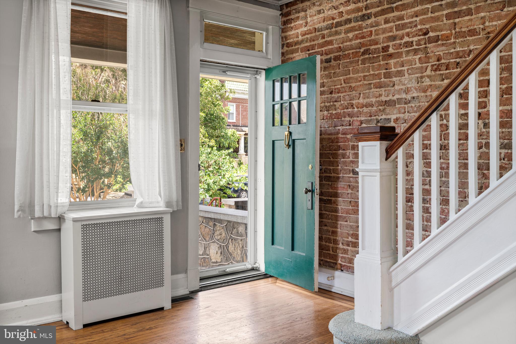 WYMAN PARK HAMPDEN - Residential