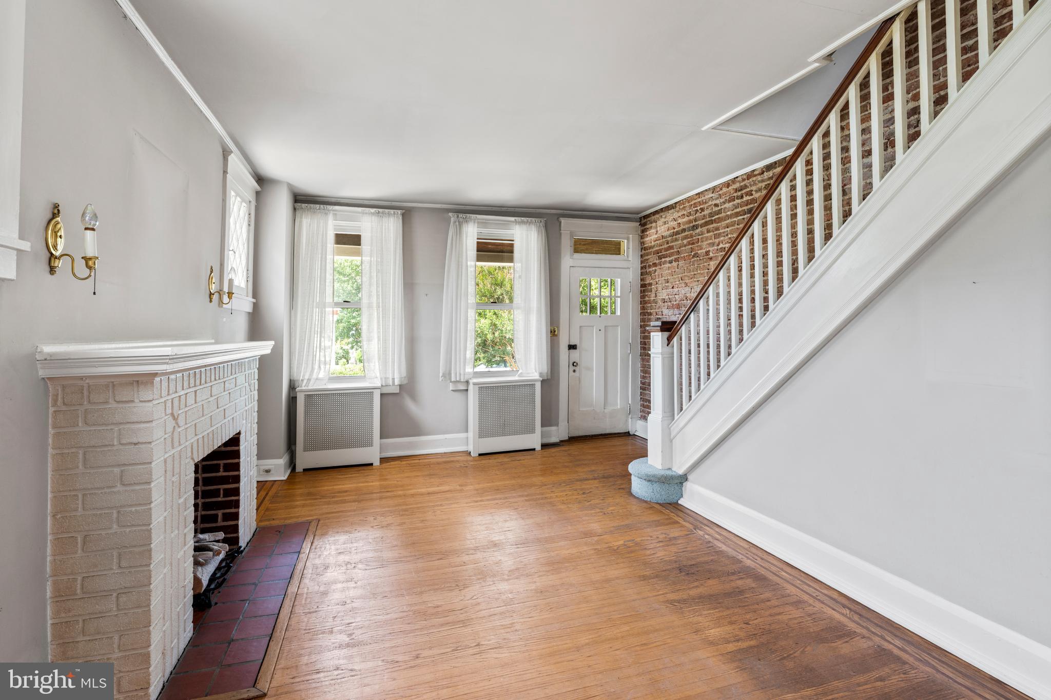 WYMAN PARK HAMPDEN - Residential