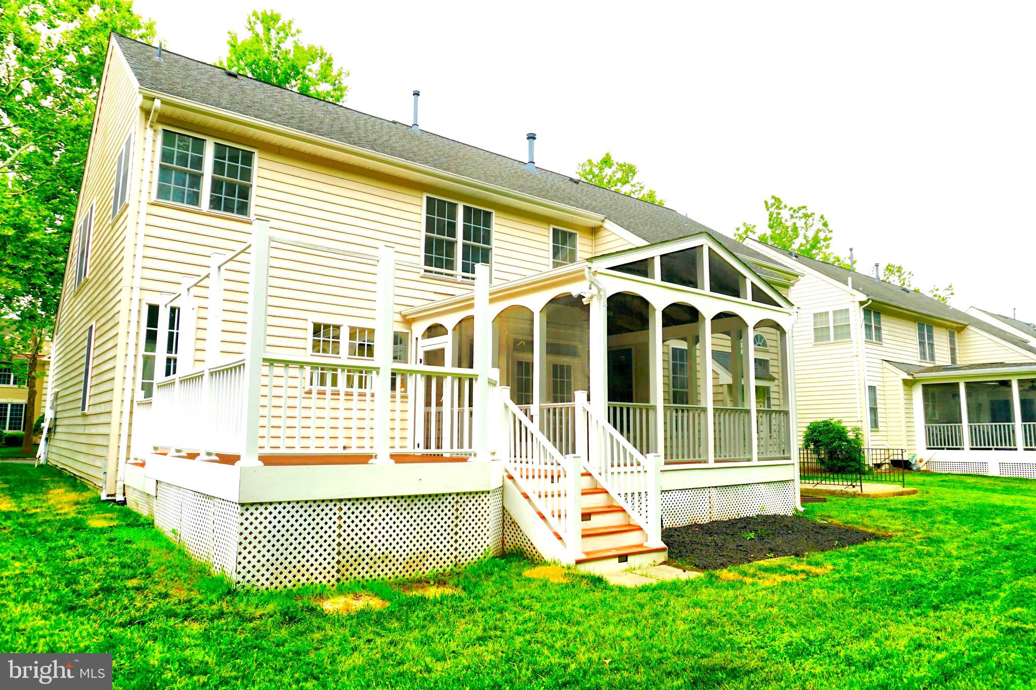 SOUTH RIDING - Residential