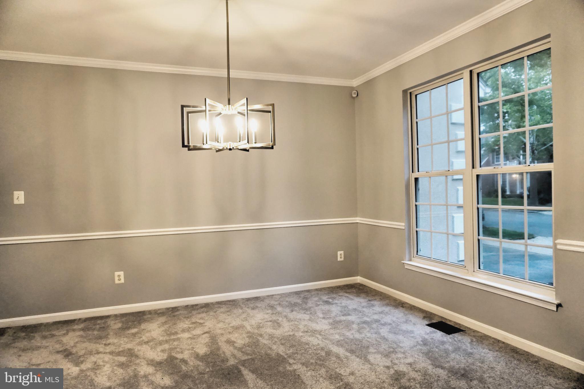 SOUTH RIDING - Residential
