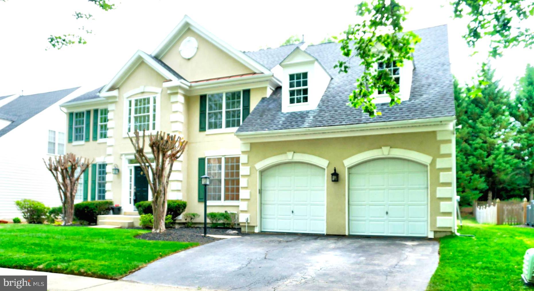 SOUTH RIDING - Residential
