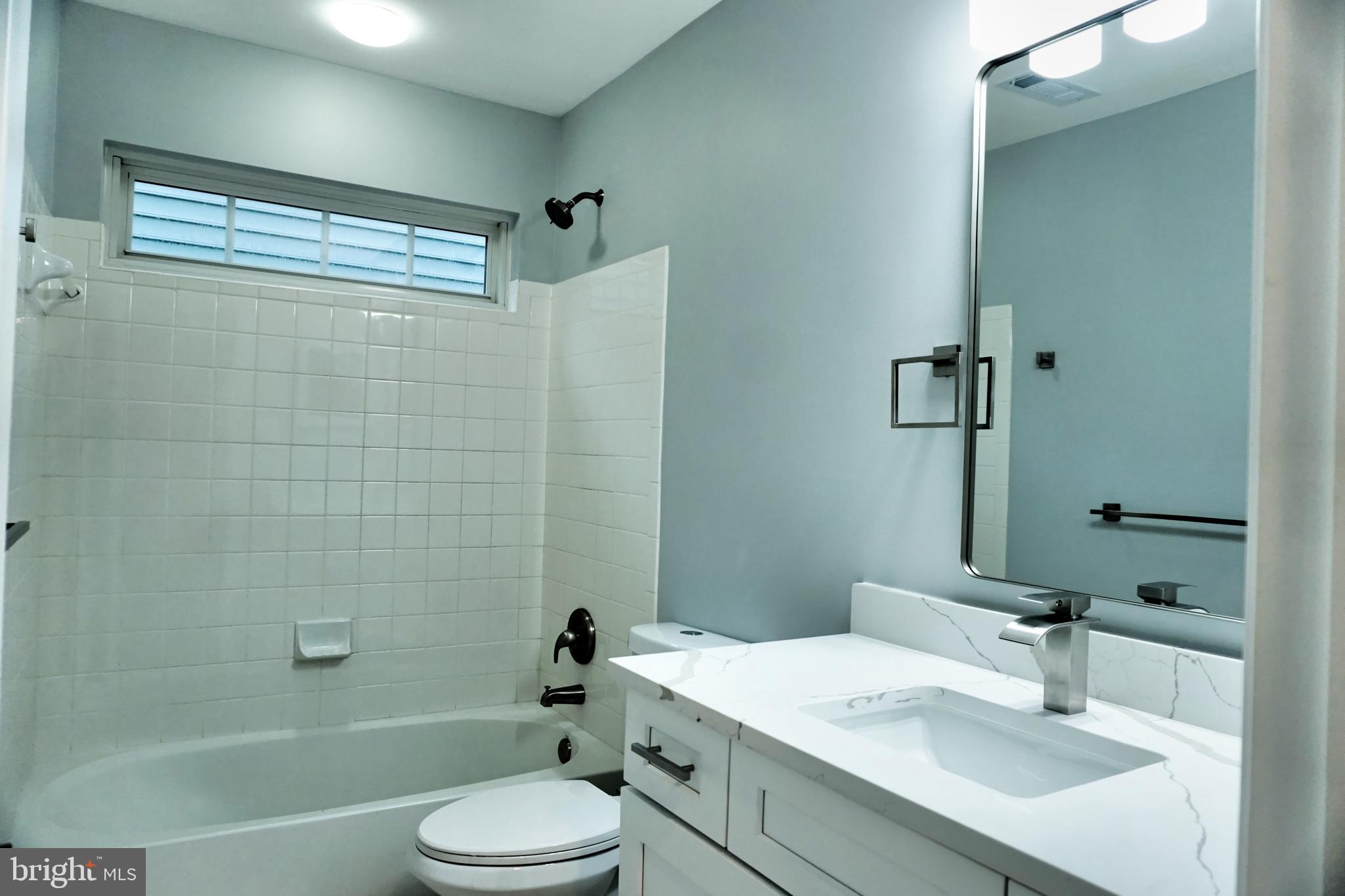 SOUTH RIDING - Residential
