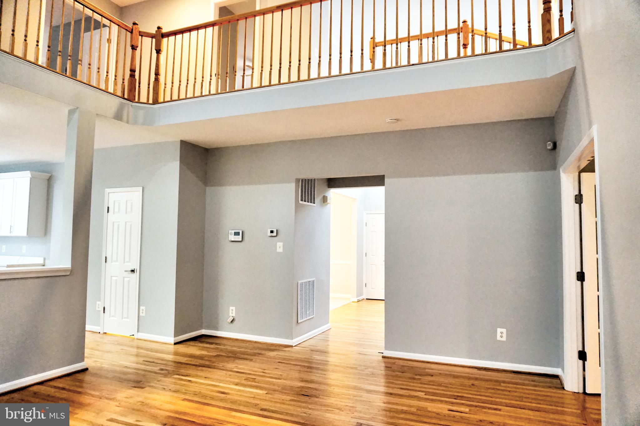 SOUTH RIDING - Residential