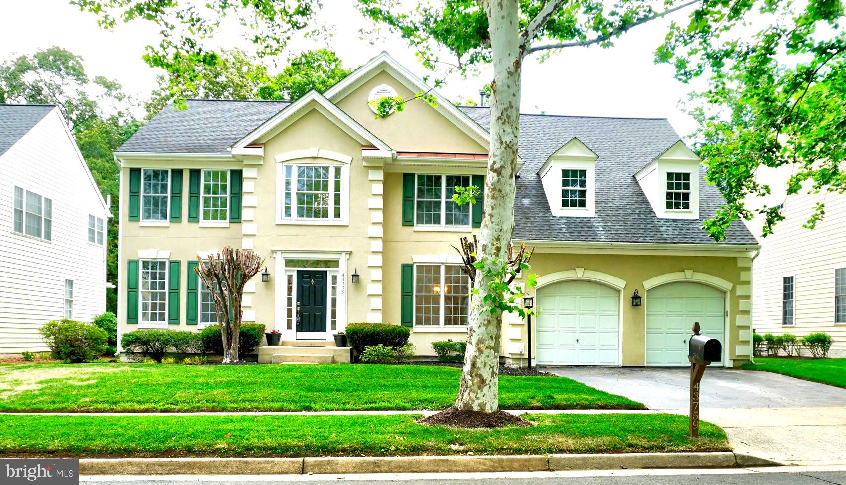 SOUTH RIDING - Residential