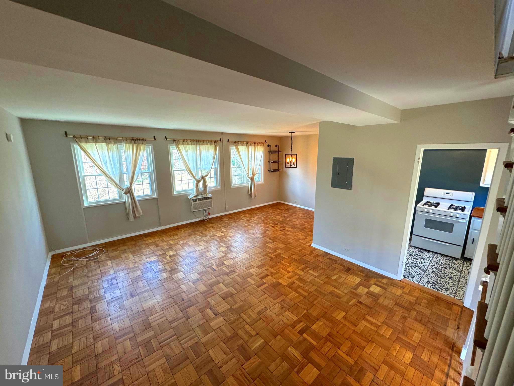 PARKFAIRFAX - Residential Lease