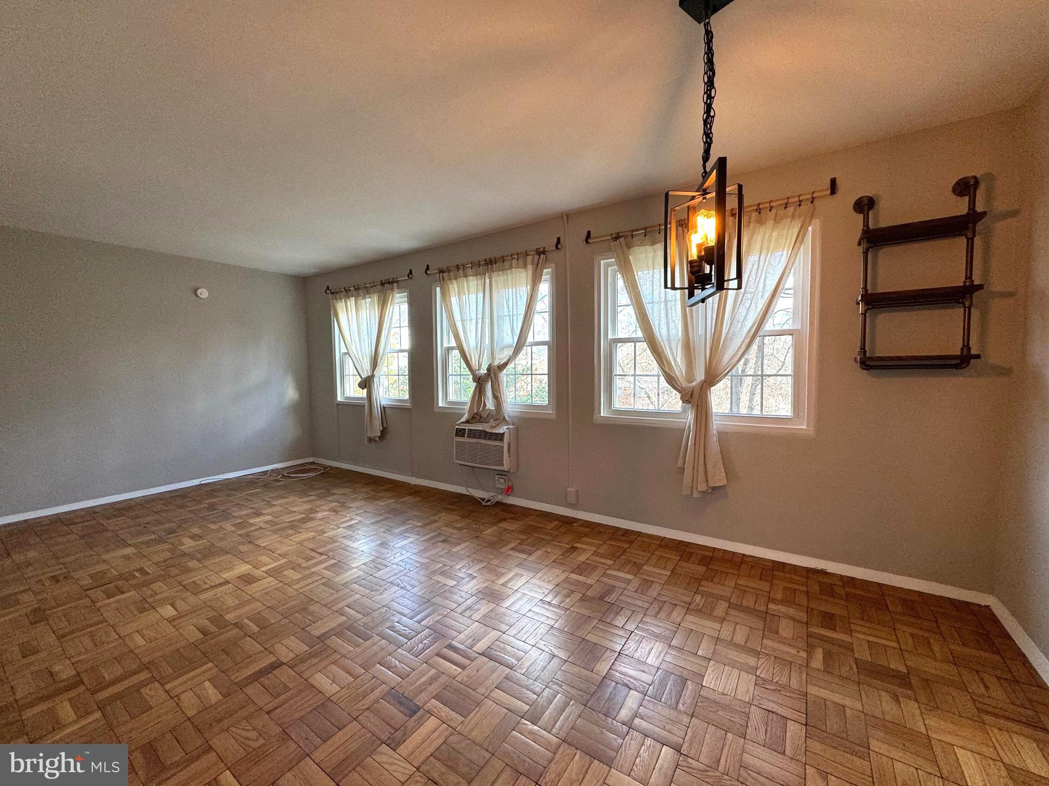 PARKFAIRFAX - Residential Lease
