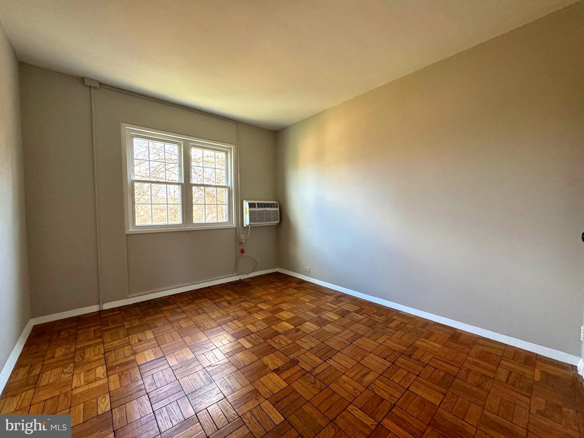 PARKFAIRFAX - Residential Lease