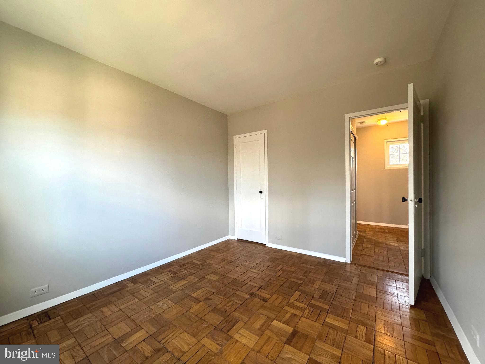 PARKFAIRFAX - Residential Lease