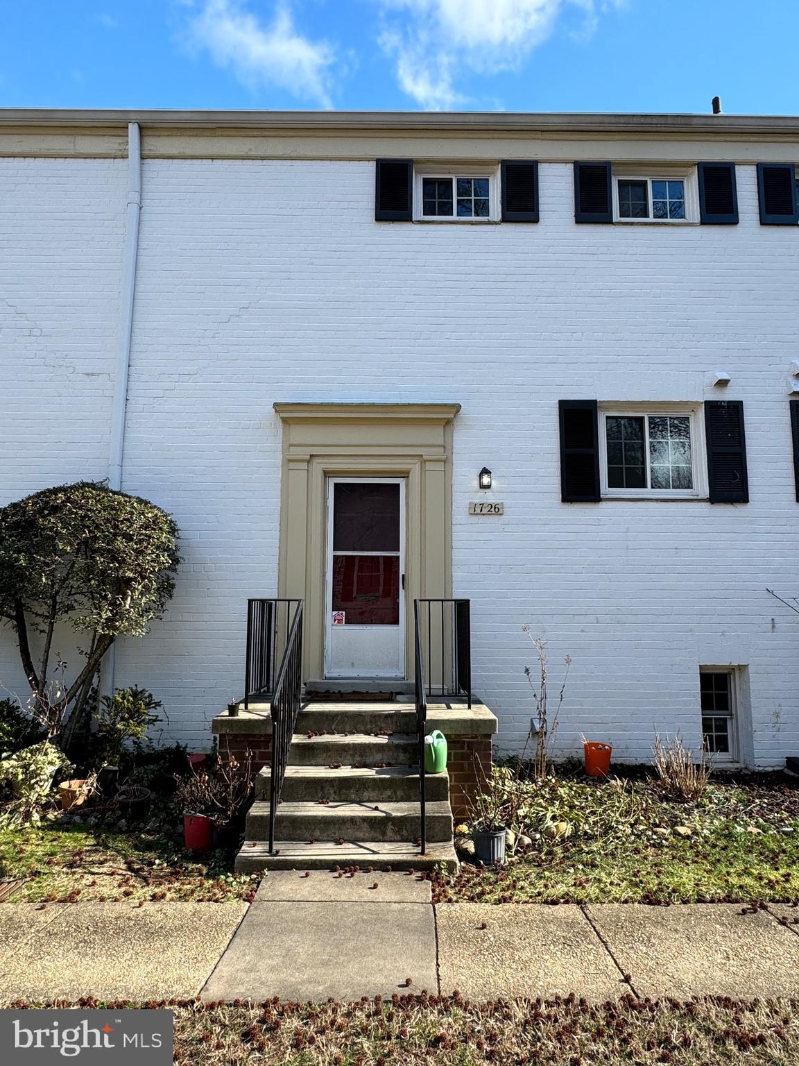 PARKFAIRFAX - Residential Lease