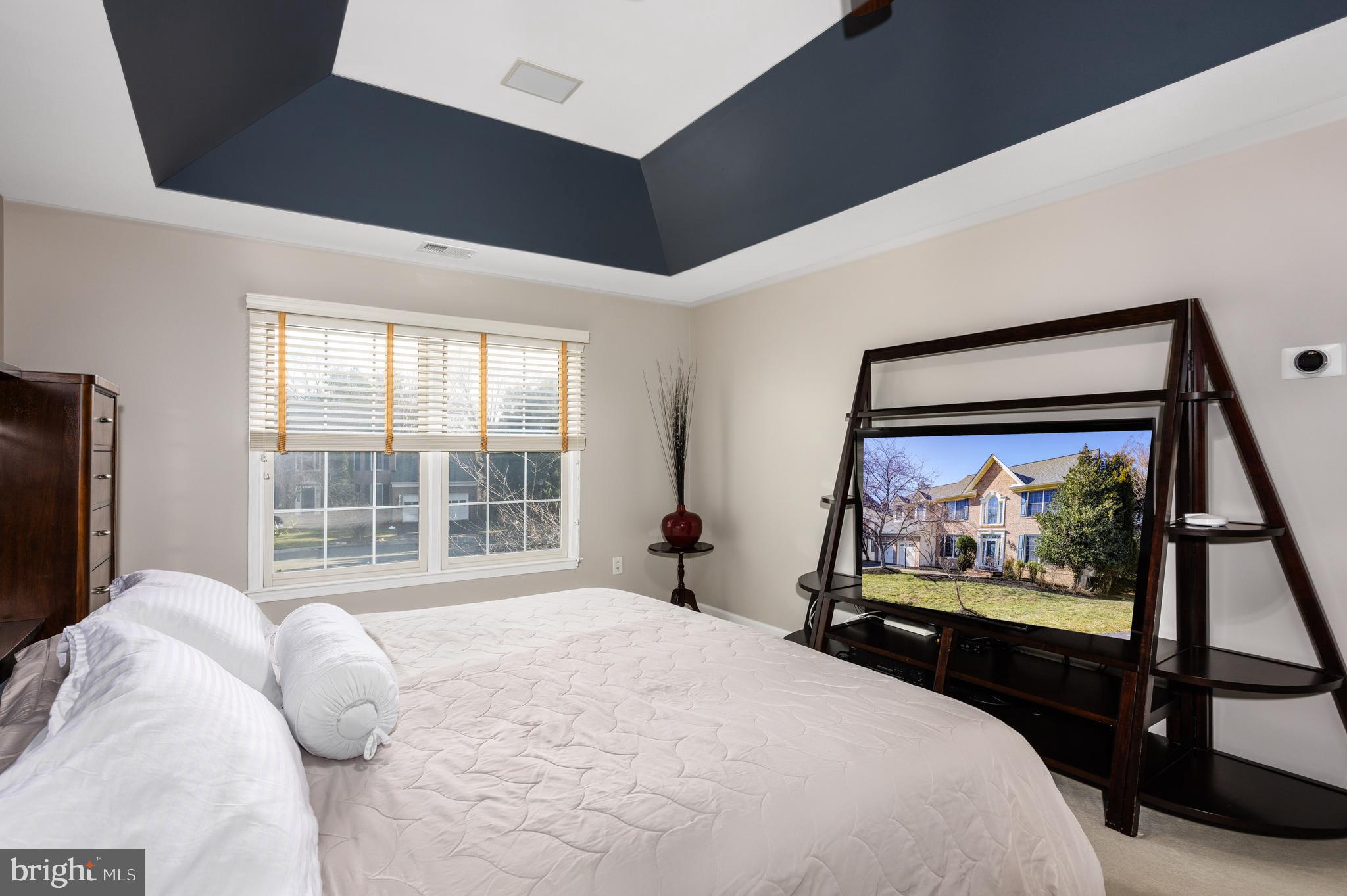 WILLOWS OF POTOMAC - Residential