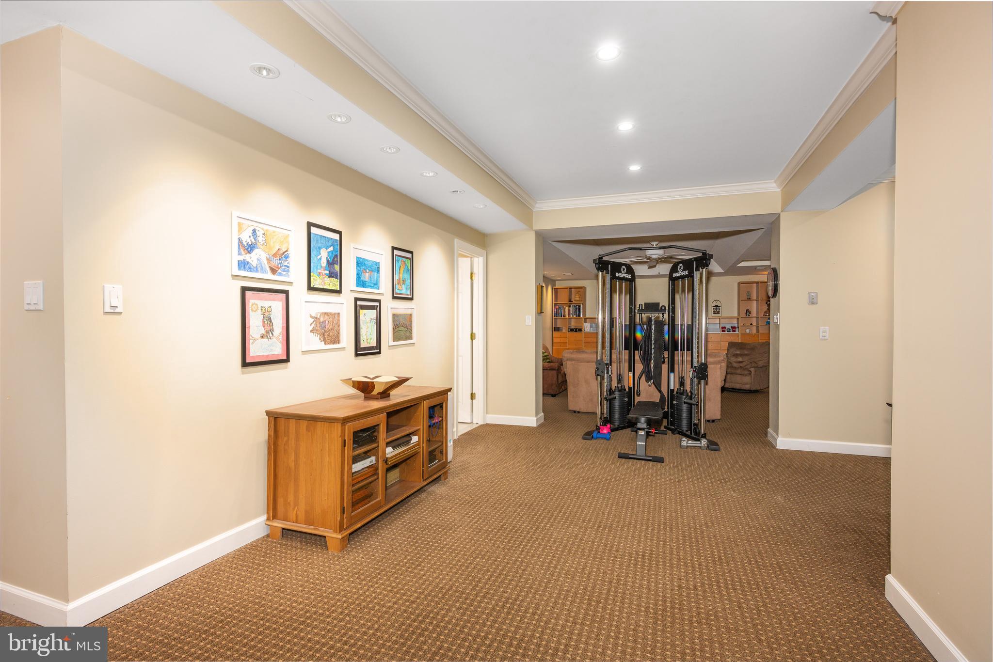 WILLOWS OF POTOMAC - Residential