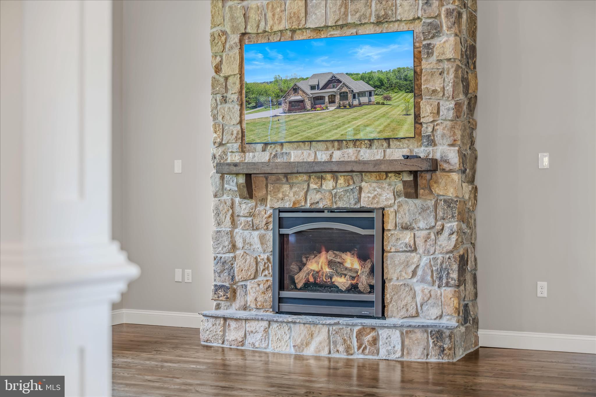 GREYSTONE ON THE OPEQUON - Residential
