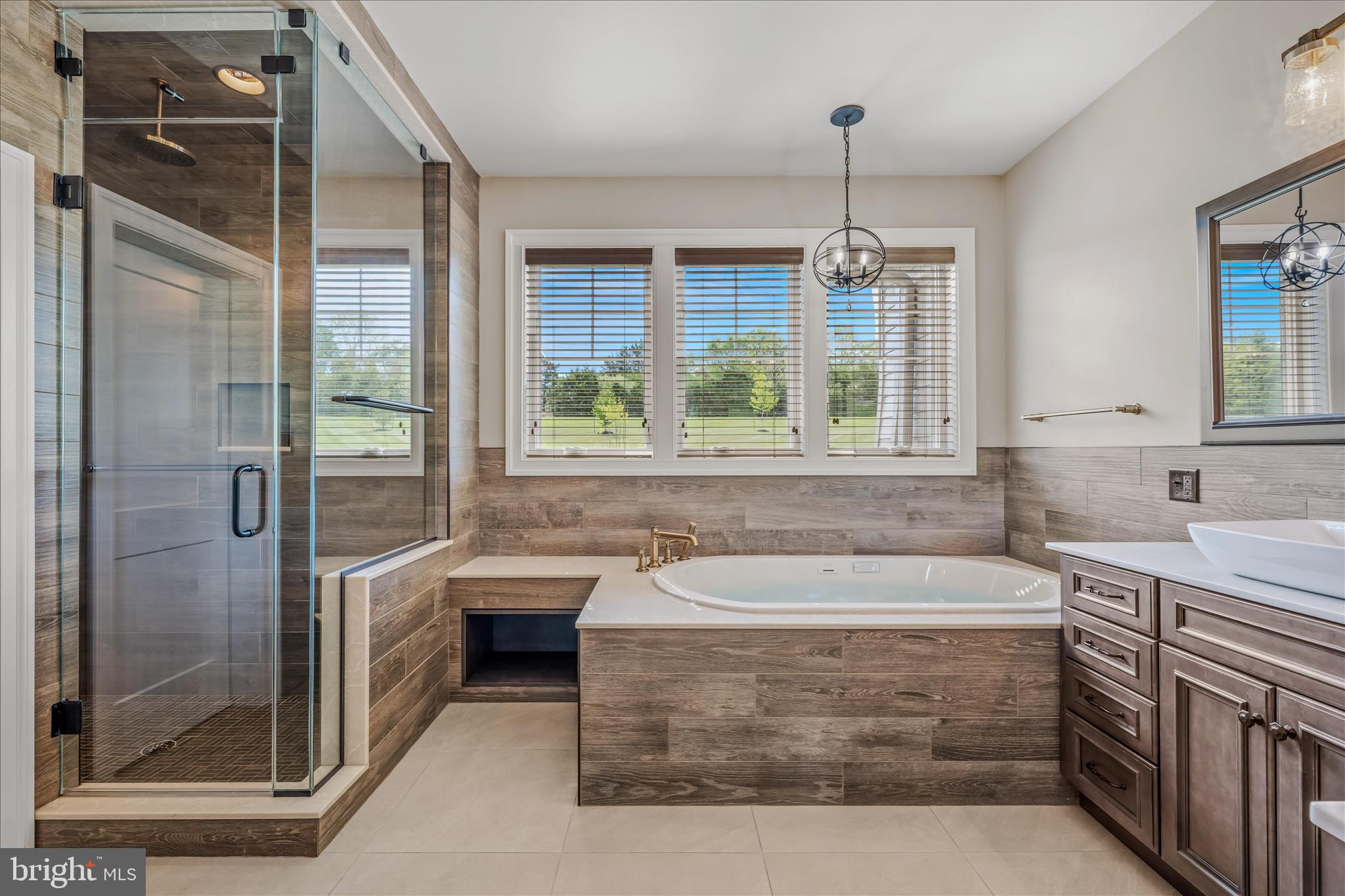 GREYSTONE ON THE OPEQUON - Residential