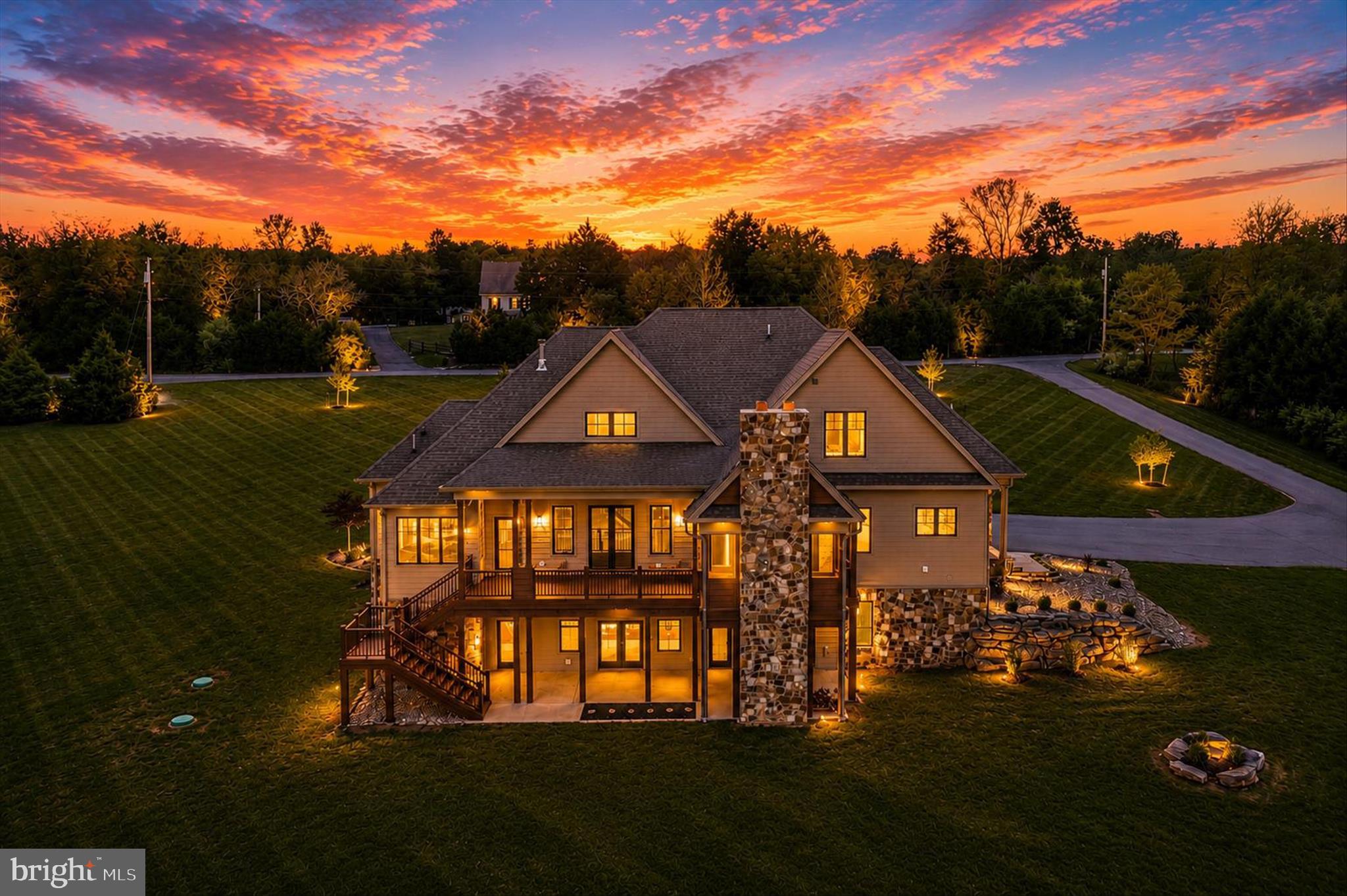 GREYSTONE ON THE OPEQUON - Residential