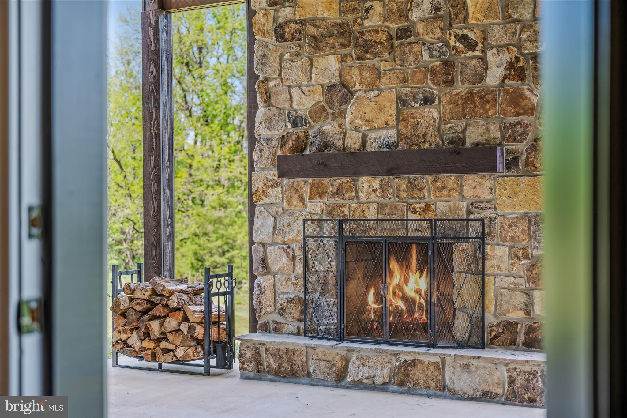 GREYSTONE ON THE OPEQUON - Residential