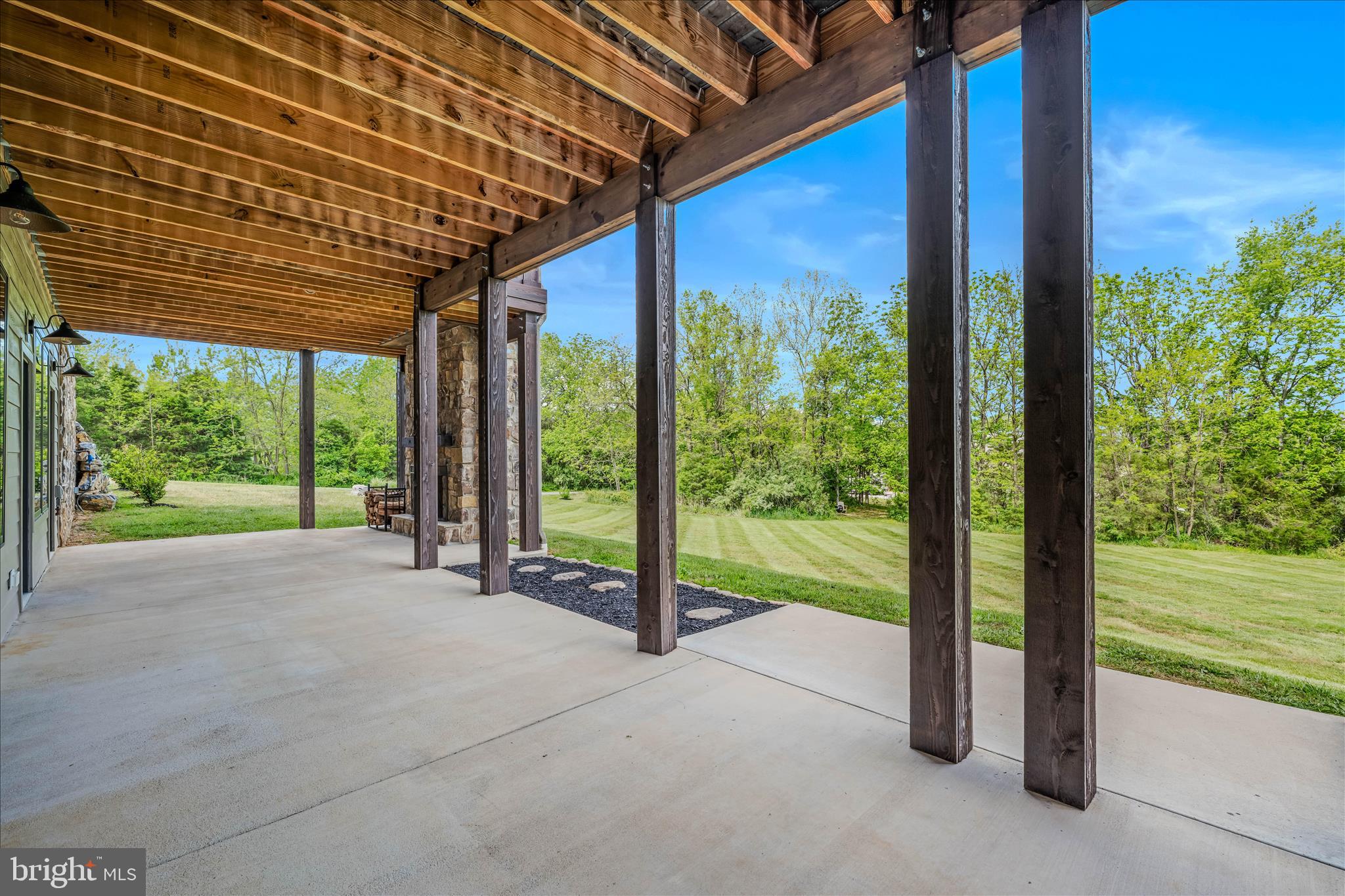 GREYSTONE ON THE OPEQUON - Residential